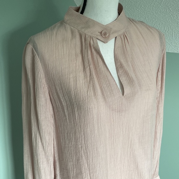 David Lerner Kourtney Mandarin Collar Blouse - Picture 3 of 9